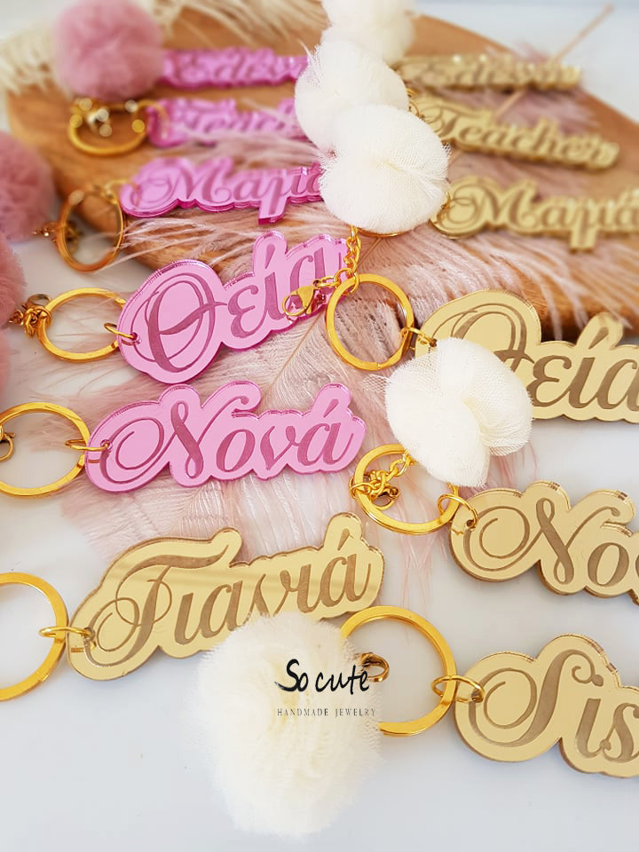 Μπρελόκ καθρέφτης με πον πον (μαμά, νονά, θεία, γιαγιά, sister, teacher, όνομα) - So Cute by Dimi