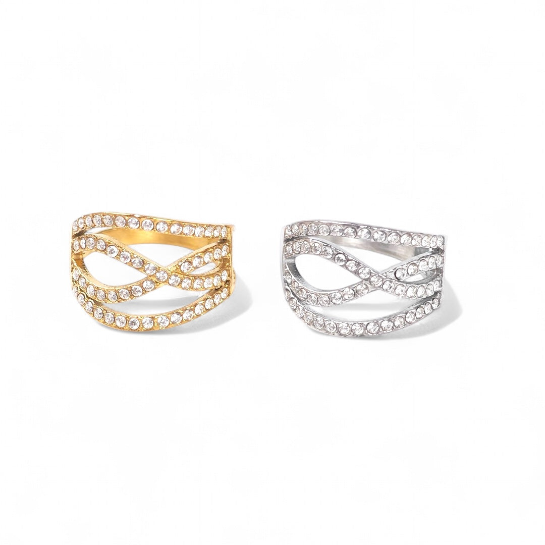 Δαχτυλίδι “Infinity Glam” από ανοξείδωτο ατσάλι με διπλό σχέδιο infinity και pavé ζιργκόν – σε χρυσό και ασημί – So Cute by Dimi