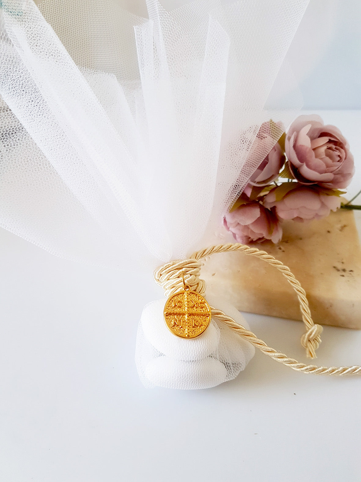 Μπομπονιέρα με τούλι και κωνσταντινάτο - So Cute by Dimi