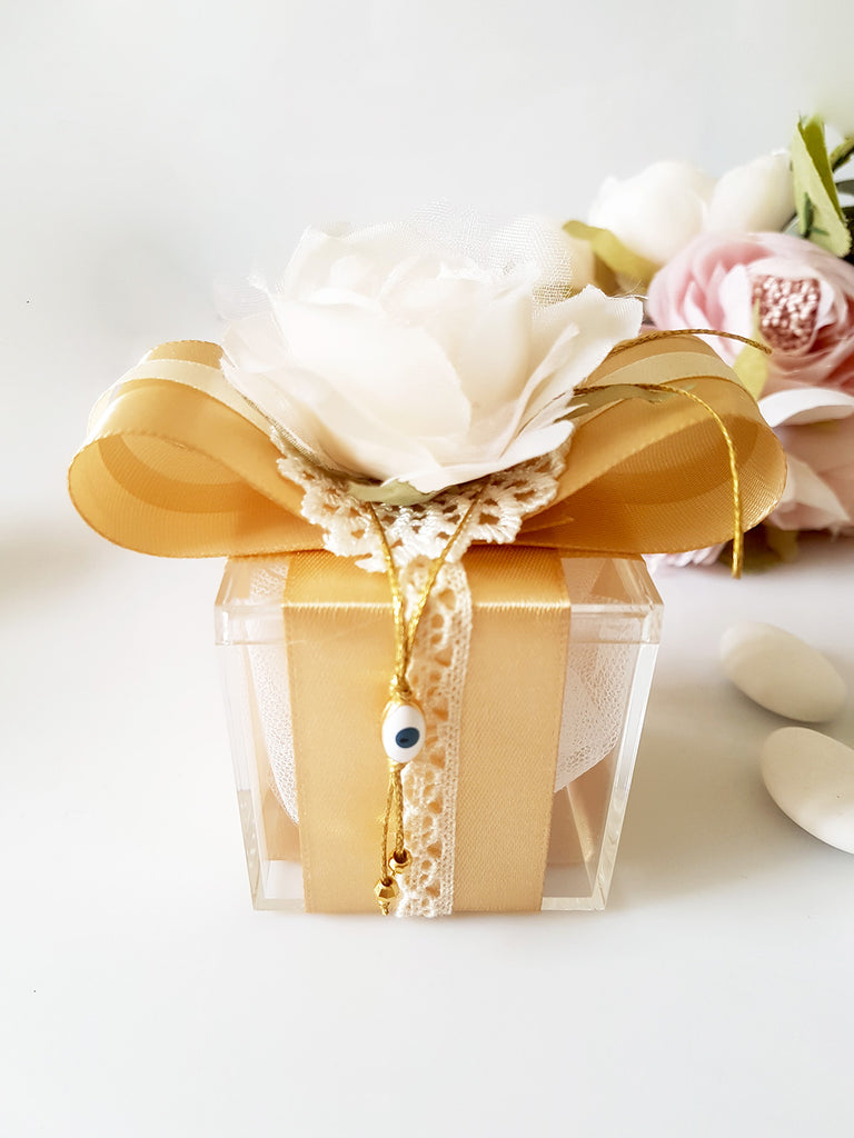 Mπομπονιέρα γάμου πλεξιγκλάς κουτάκι με λουλούδι και φιόγκο - So Cute by Dimi