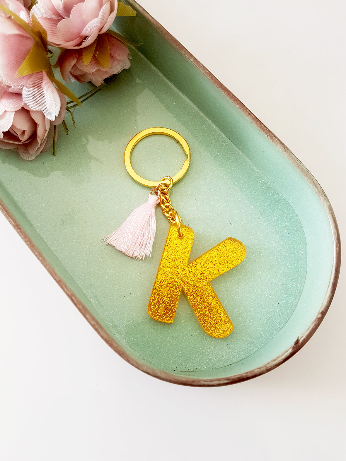 Μπρελόκ μονόγραμμα από πλεξιγκλάς - So Cute by Dimi