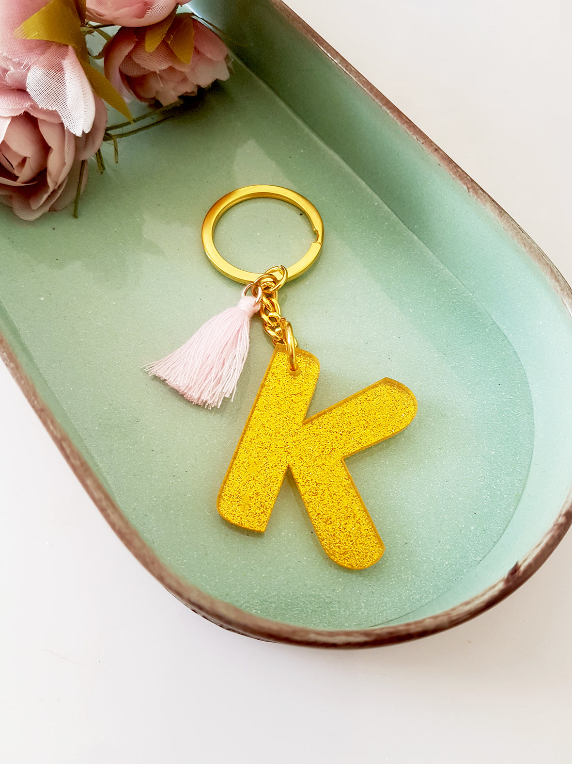 Μπρελόκ μονόγραμμα από πλεξιγκλάς - So Cute by Dimi