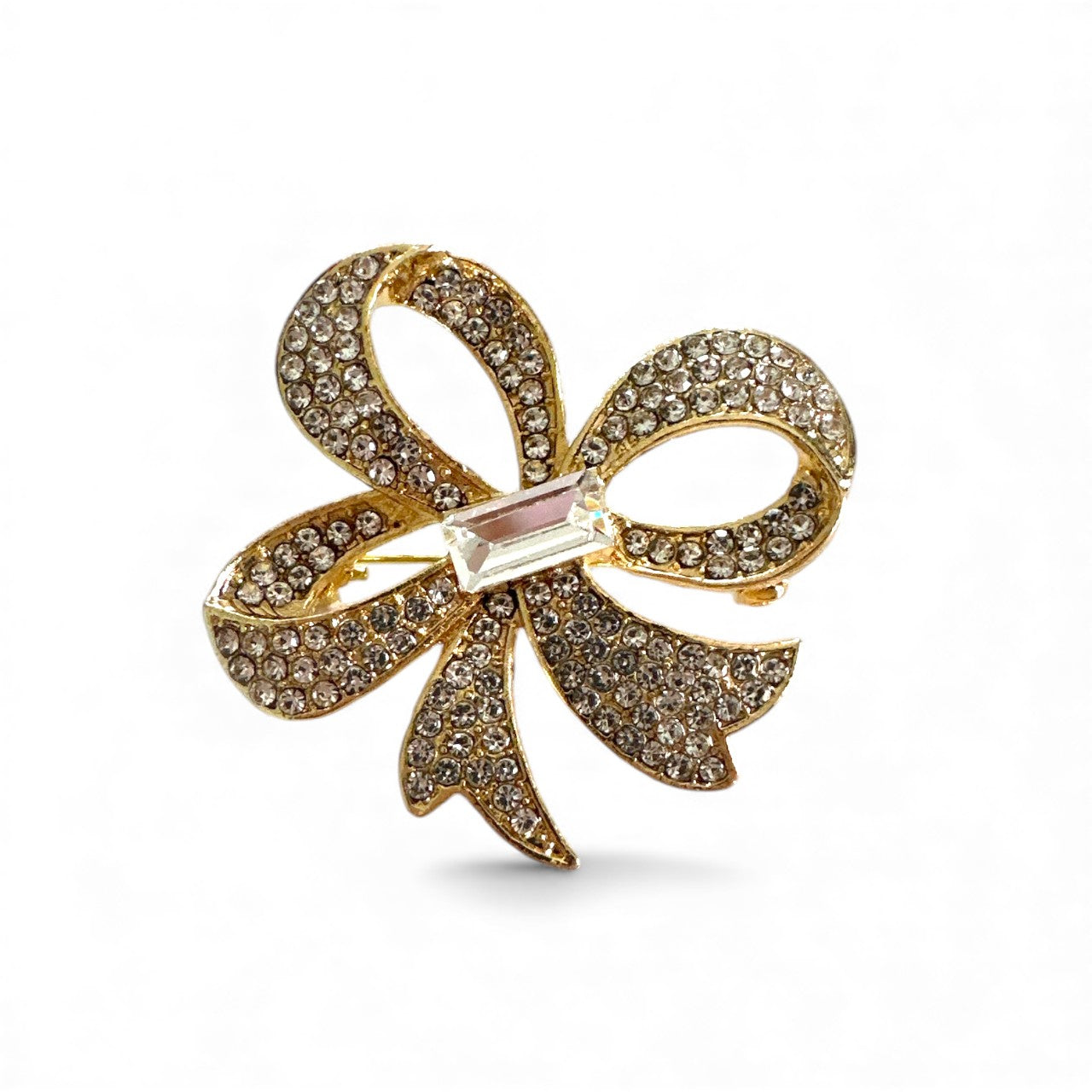 Μεταλλική καρφίτσα φιόγκος με strass σε χρυσό χρώμα – So Cute by Dimi