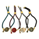 Χειροποίητο βραχιόλι γούρι 2026 με επιχρυσωμένο μοτίφ και charm σταγόνα γκλίτερ – So Cute by Dimi