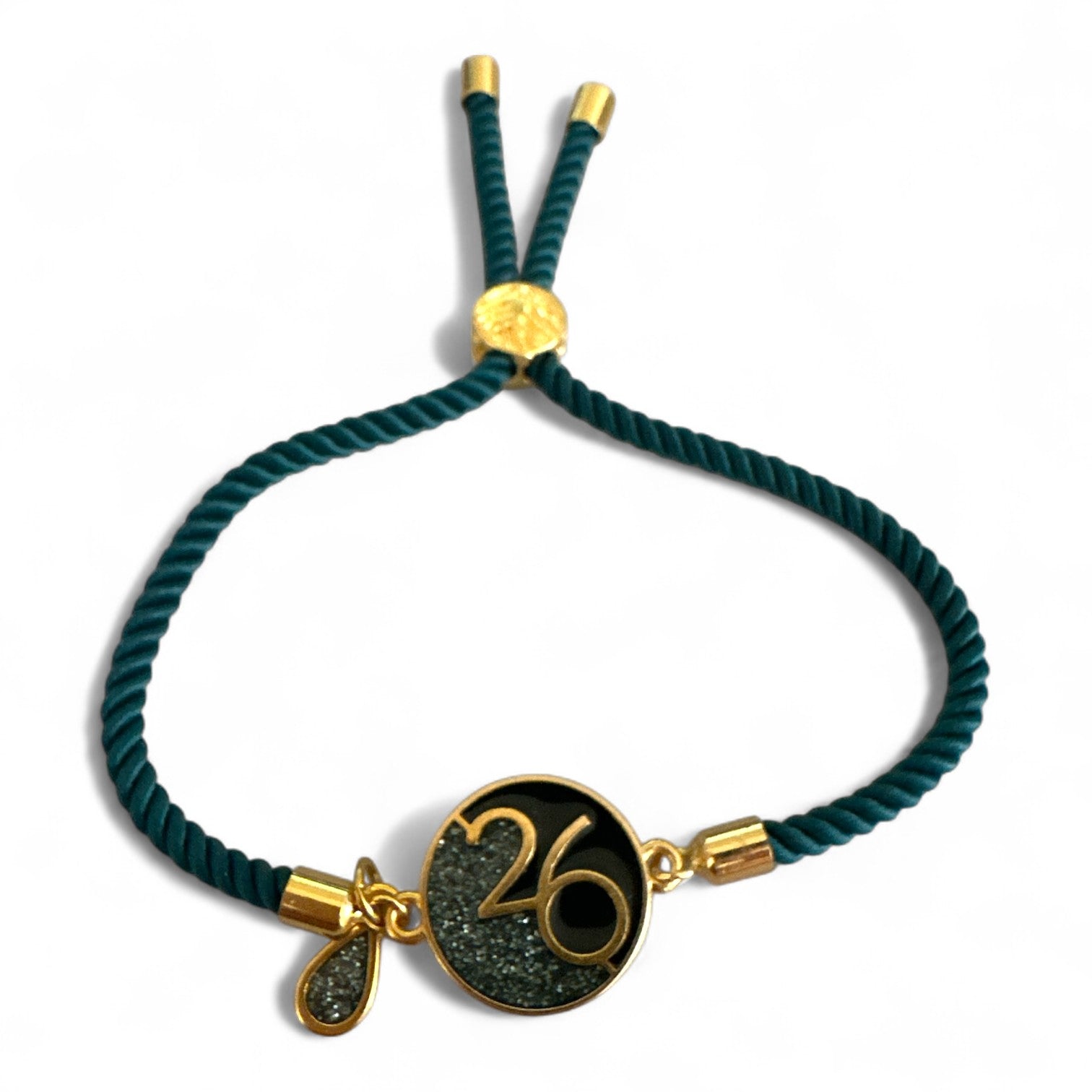 Χειροποίητο βραχιόλι γούρι 2026 με επιχρυσωμένο μοτίφ και charm σταγόνα γκλίτερ – So Cute by Dimi