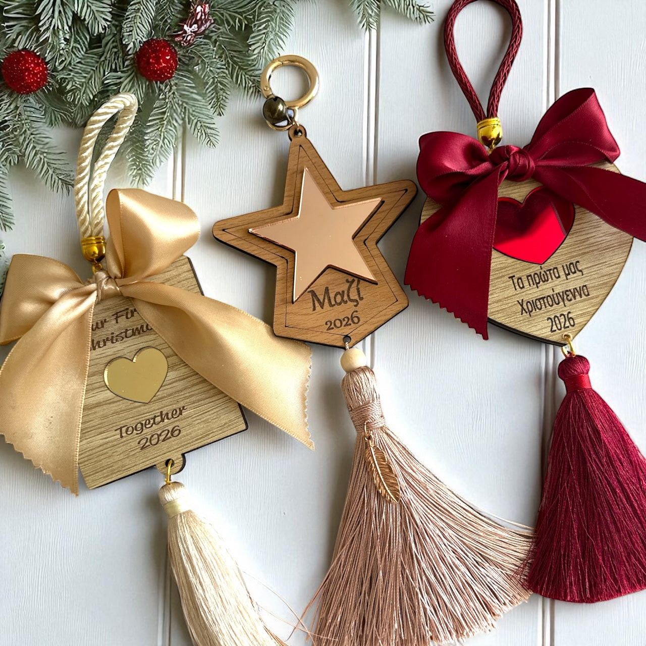 Χειροποίητα γούρια από ξύλο και πλεξιγκλάς για ζευγάρια– So Cute by Dim