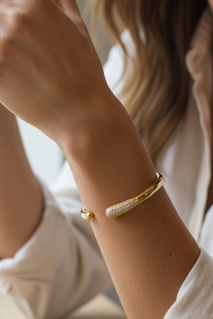 Βραχιόλι “Glow Curve” – Ατσάλινο με ζιργκόν σε χρυσό ή ασημί - So Cute by Dimi