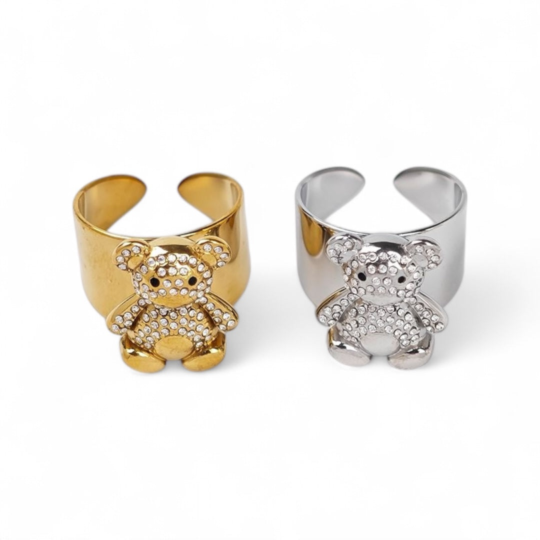 Ατσάλινο δαχτυλίδι με αρκουδάκι και strass σε χρυσό και ασημί – So Cute by Dimi