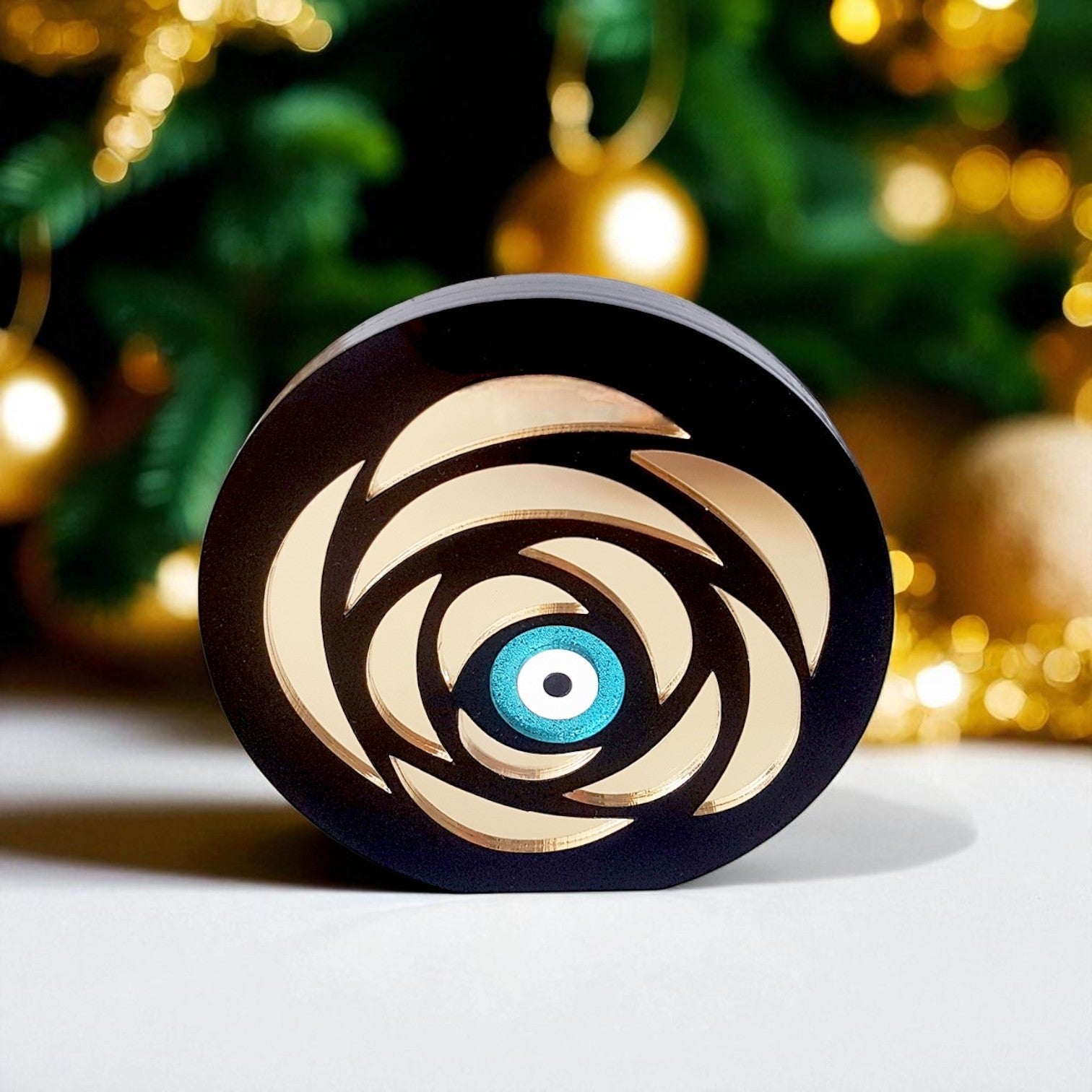 Petal Eye γούρι, επιτραπέζιο χειροποίητο plexiglass με μάτι & χρυσά πέταλα σε μαύρο – So Cute by Dimi