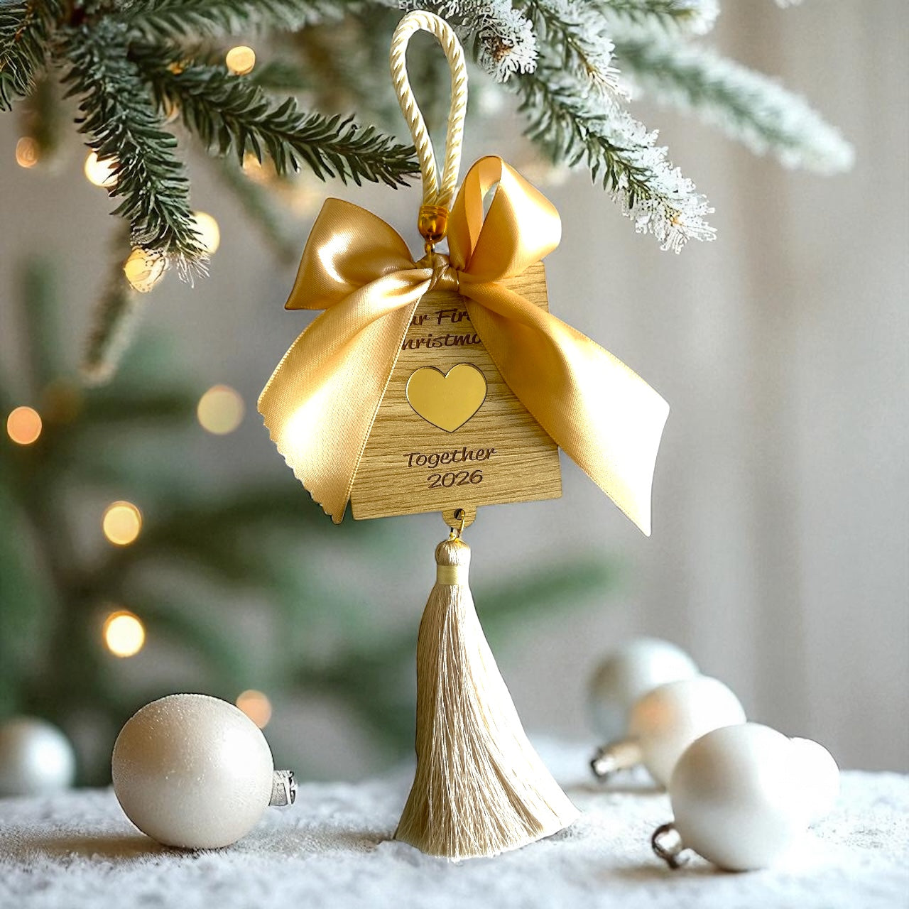 Γούρι Our First Christmas Together με χρυσή καρδιά & φούντα – So Cute by Dimi