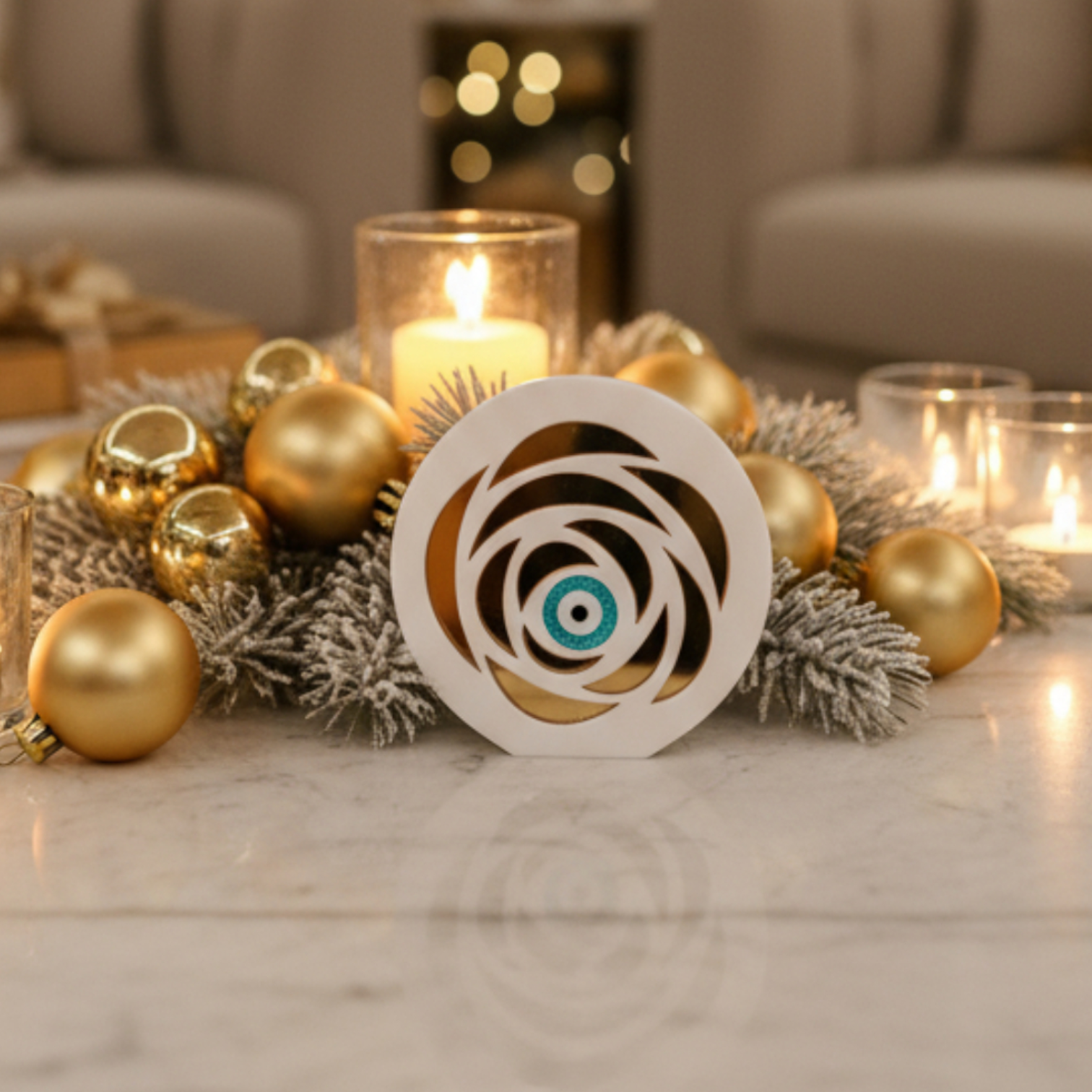 Petal Eye γούρι, επιτραπέζιο χειροποίητο plexiglass με μάτι & χρυσά πέταλα σε μαύρο ή λευκό – So Cute by Dimi