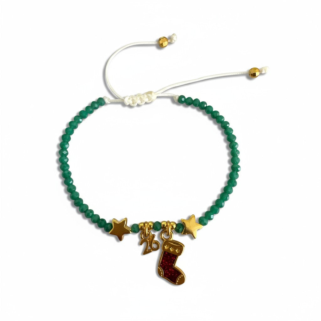 Χειροποίητο βραχιόλι-γούρι με κρυστάλλινες χάντρες, χρυσά στοιχεία, μοτίφ “26” και κάλτσα σμάλτο. So Cute by Dimi
