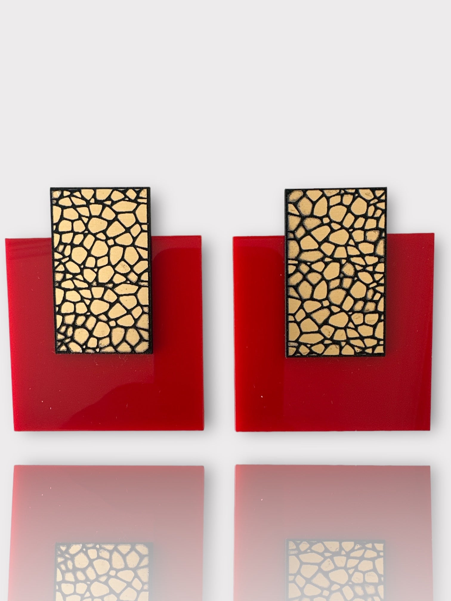 Alessandra earrings plexiglass τετράγωνα σκουλαρίκια με stone effect – So Cute by Dimi