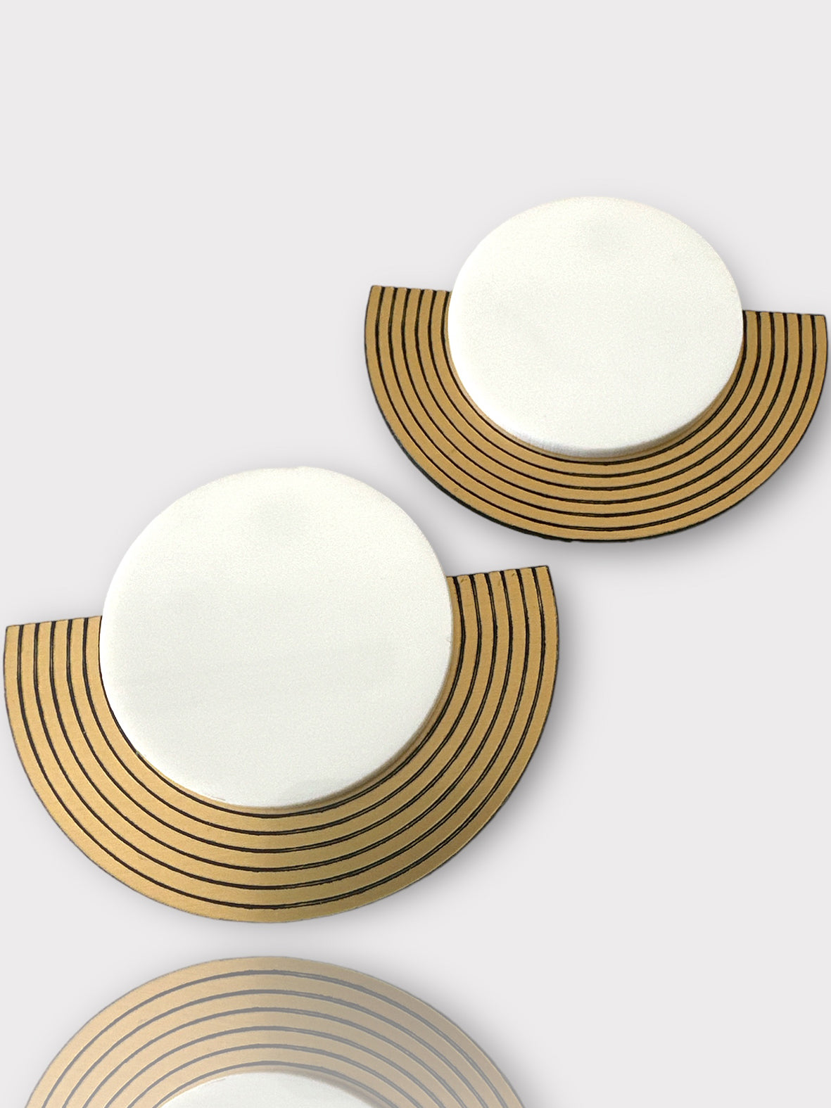 Arcadia Earrings – Χειροποίητα ριγέ σκουλαρίκια από πλέξιγκλας – So Cute by Dimi