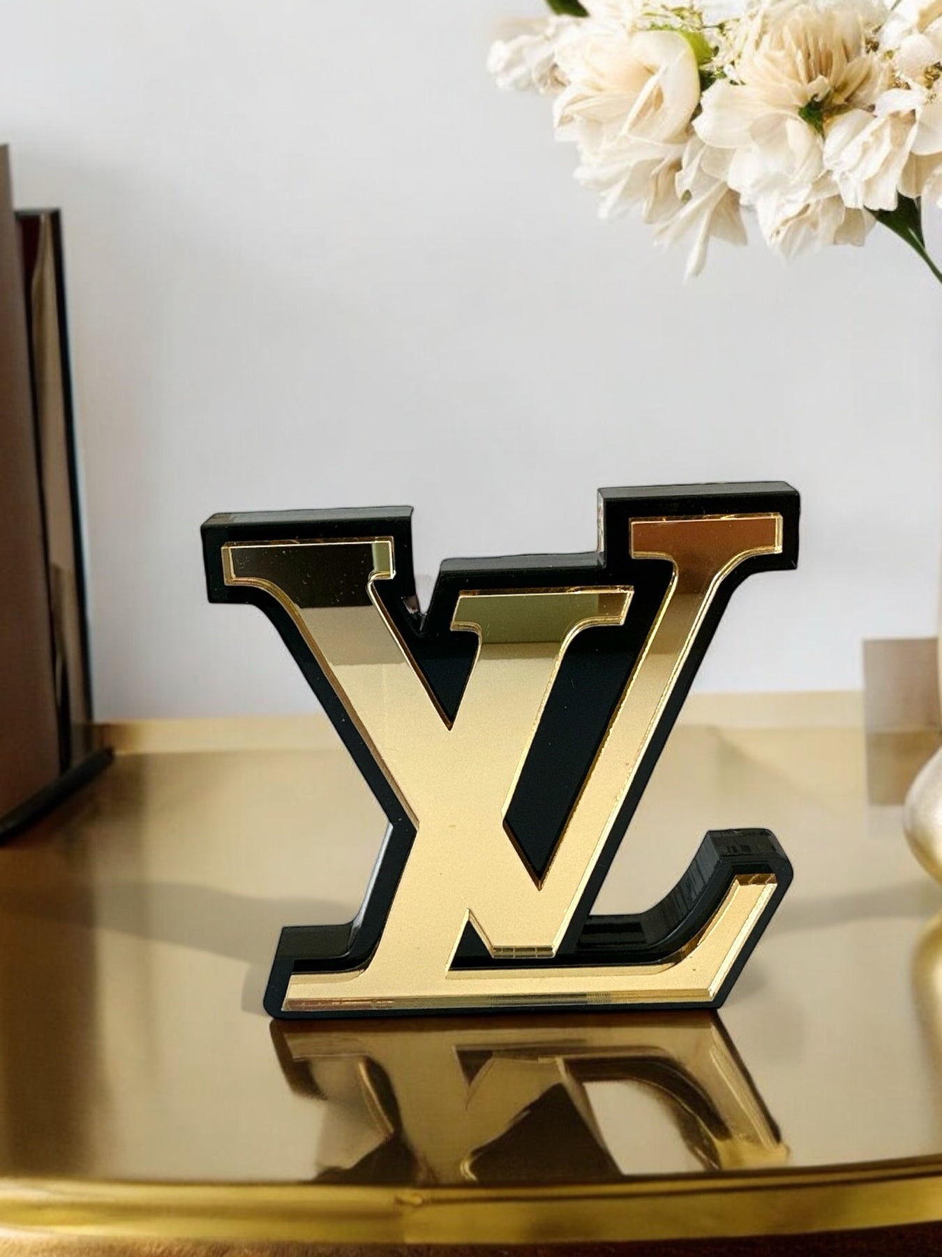 Επιτραπέζιο διακοσμητικό λογότυπο LV - So Cute by Dimi