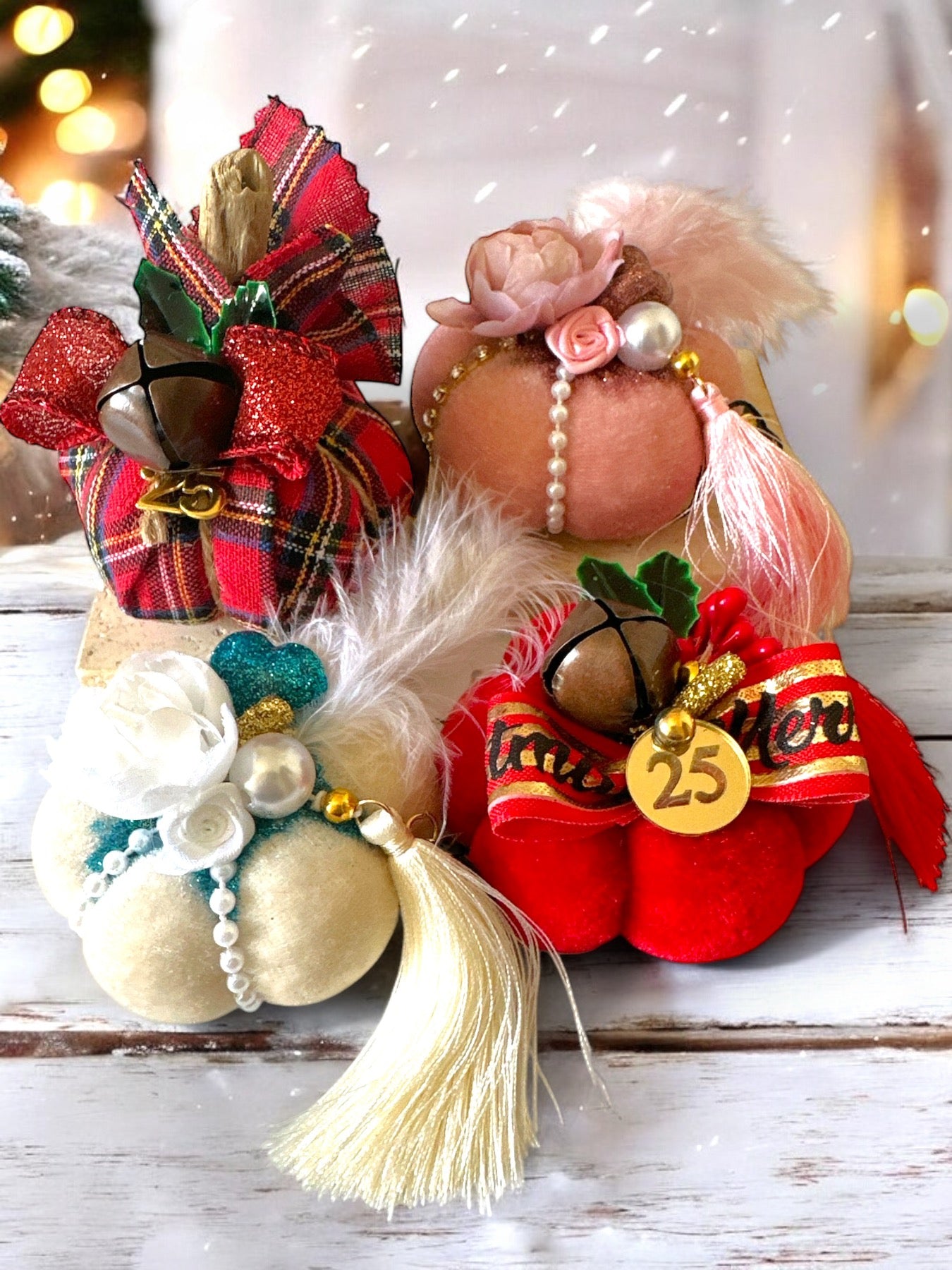 Γούρι 2026 κολοκύθες χειροποίητες με φιόγκους και vintage στολισμό– So Cute by Dimi