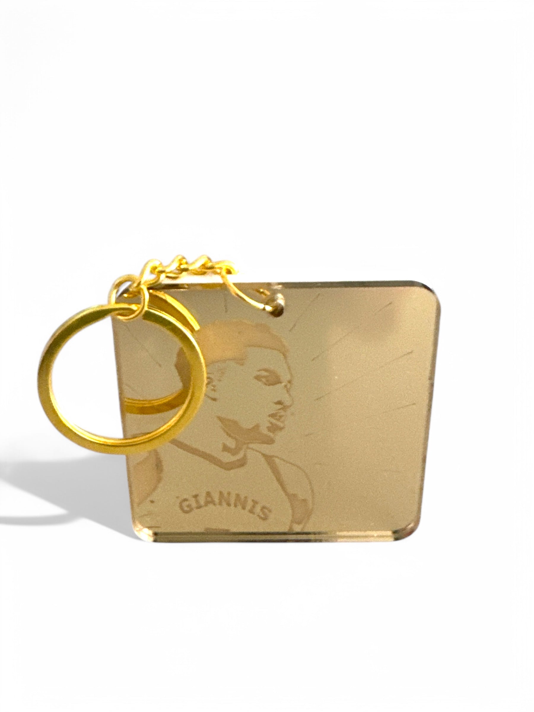 Χειροποίητο μπρελόκ Giannis από χρυσό plexiglass καθρέφτη – So Cute by Dimi