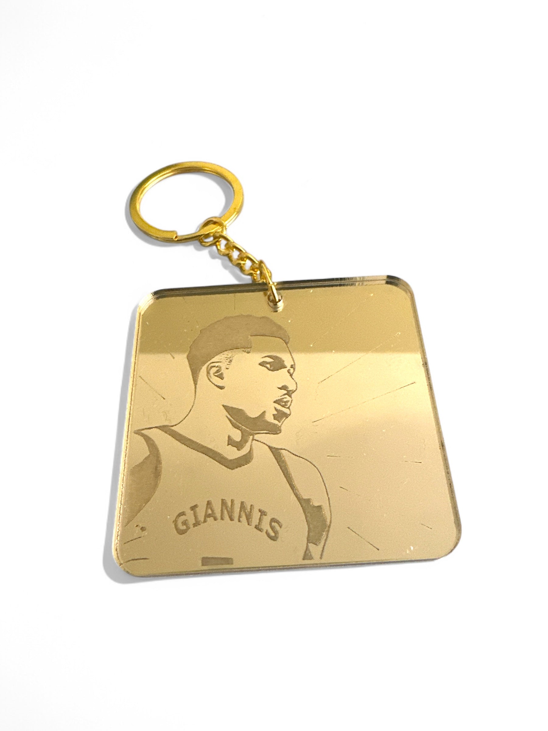 Χειροποίητο μπρελόκ Giannis από χρυσό plexiglass καθρέφτη – So Cute by Dimi