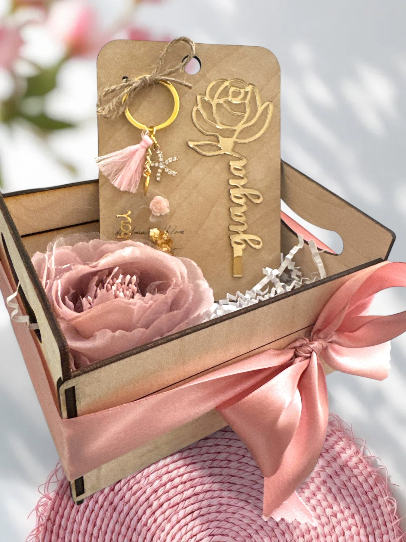 Ξύλινο Καφασάκι Δώρου με Παιώνια & Σατέν Φιόγκο - So Cute by Dimi