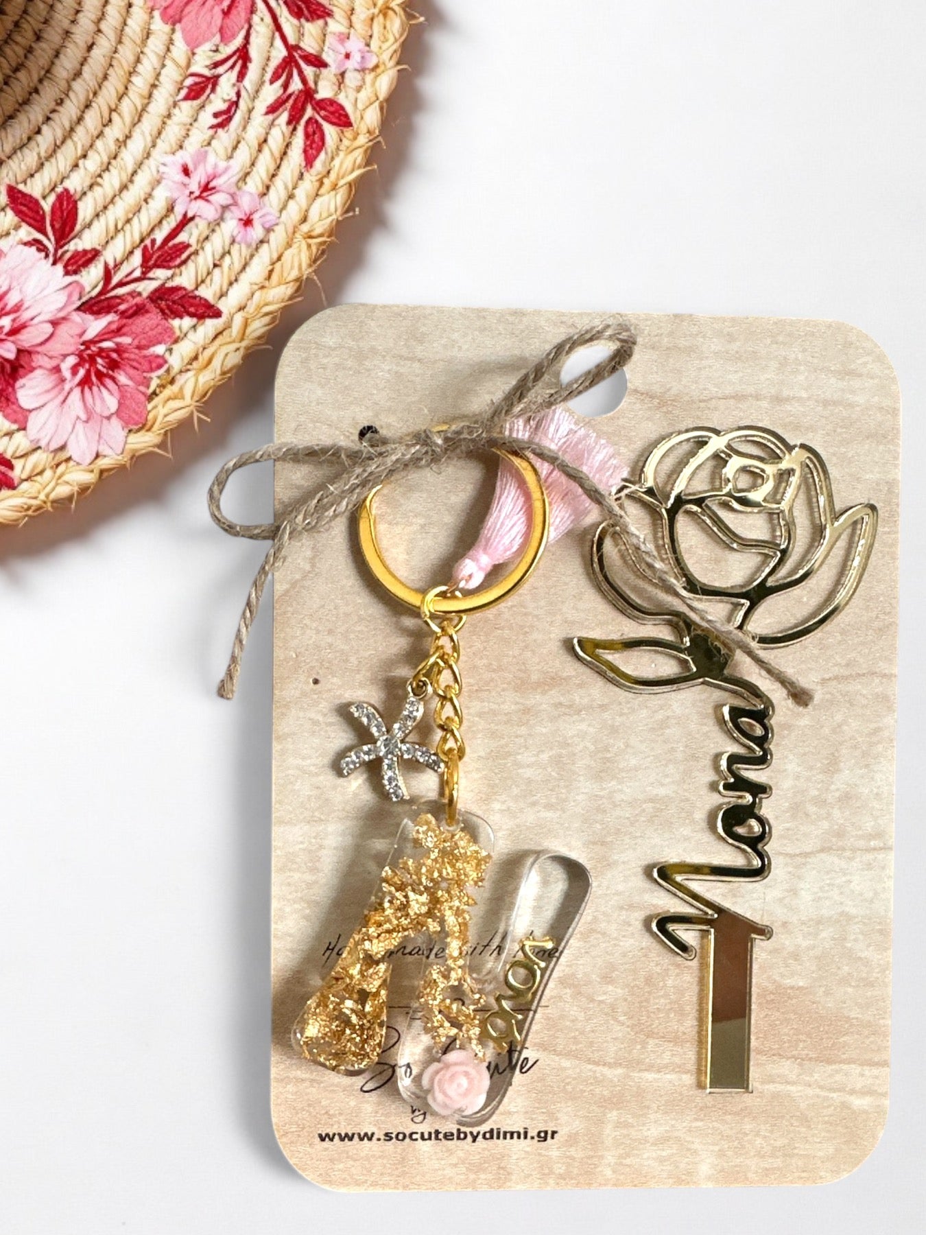 Επετειακό Μπρελόκ για Μαμά, Γιαγιά και Νονά με Φύλλα Χρυσού και Ακρυλικό Τριαντάφυλλο - So Cute by Dimi