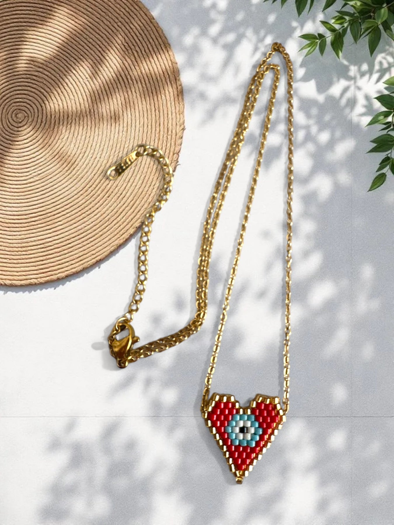 💙 Pixel Heart-Eye V Necklace – Black / Scarlet / Midnight - So Cute by Dimi