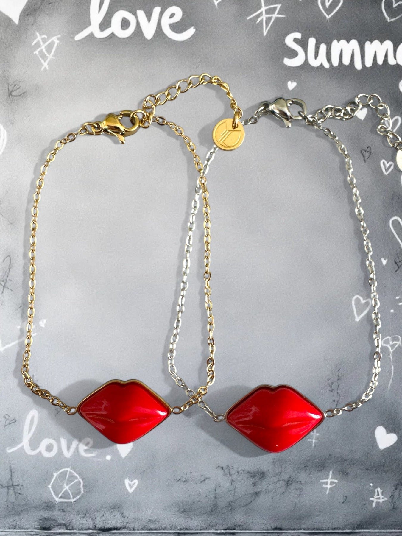 Kiss Me Bracelet – Red Lips | Gold / Silver Steel - So Cute by Dimi