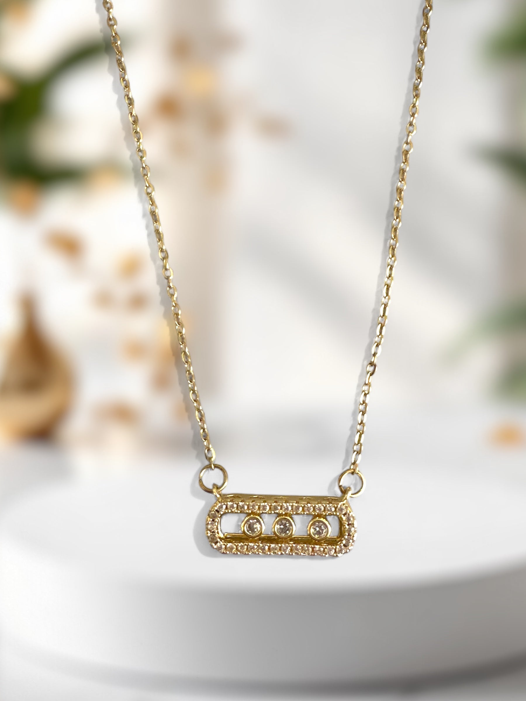 Trinity Spark – Κολιέ με τρεις πέτρες & ορθογώνιο charm - So Cute by Dimi