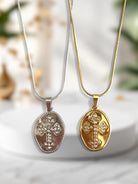 Blessed Oval – Οβάλ κολιέ με σταυρό & στρας - So Cute by Dimi