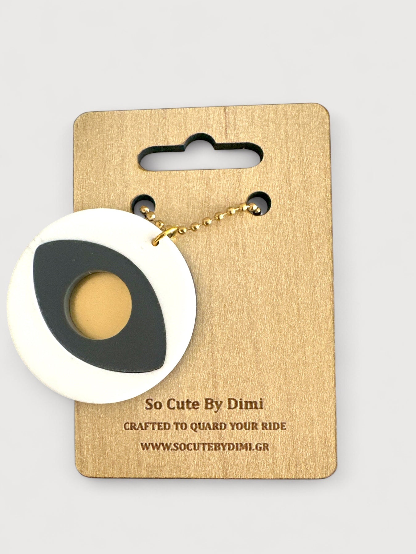 Γούρι αυτοκινήτου κυκλαδίτικο μάτι με λευκό, γκρι και χρυσό plexiglass, από τη συλλογή Drive Icons