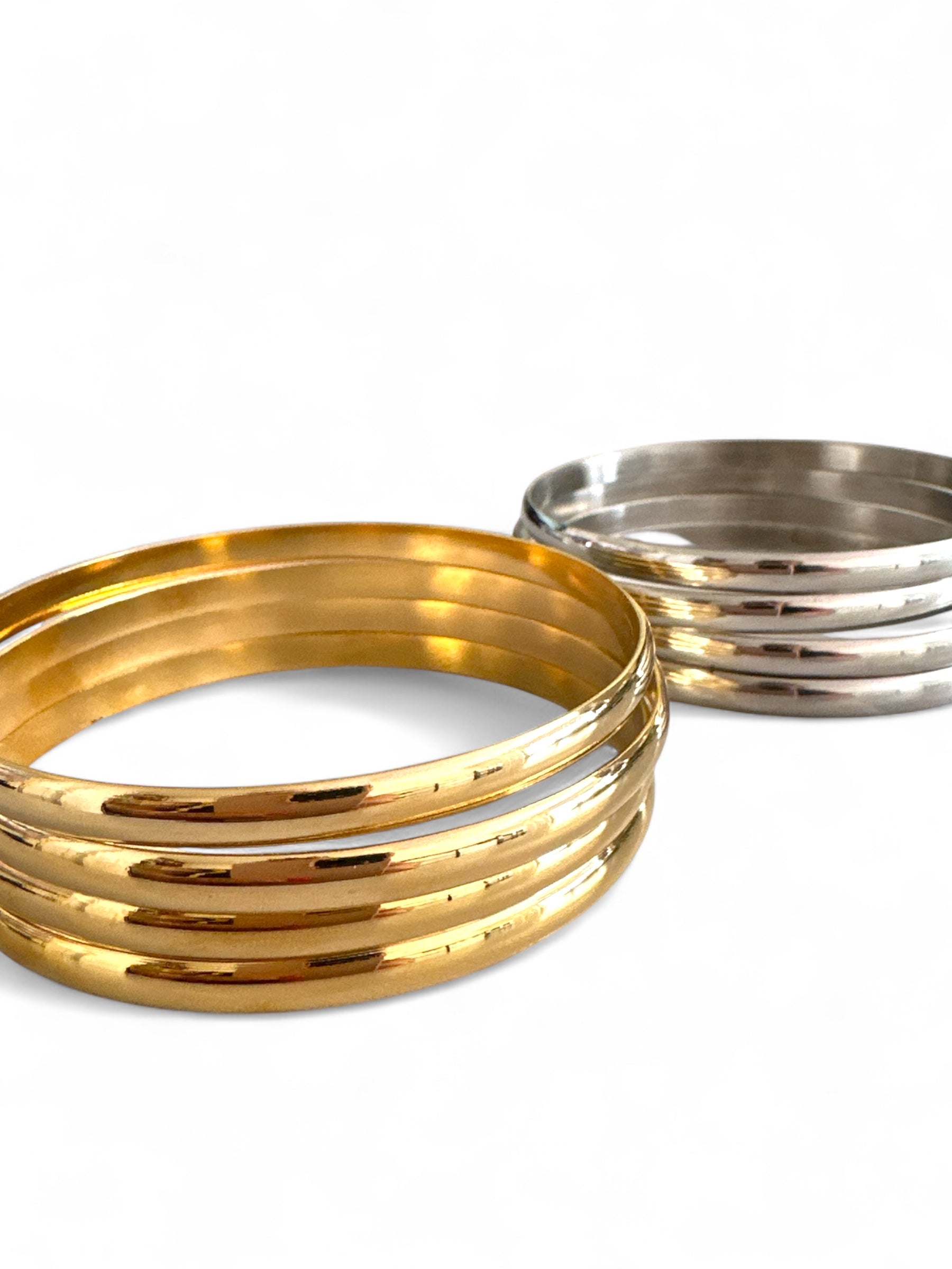 Ατσάλινα βραχιόλια σε χρυσό και ασημί χρώμα με γυαλιστερό φινίρισμα