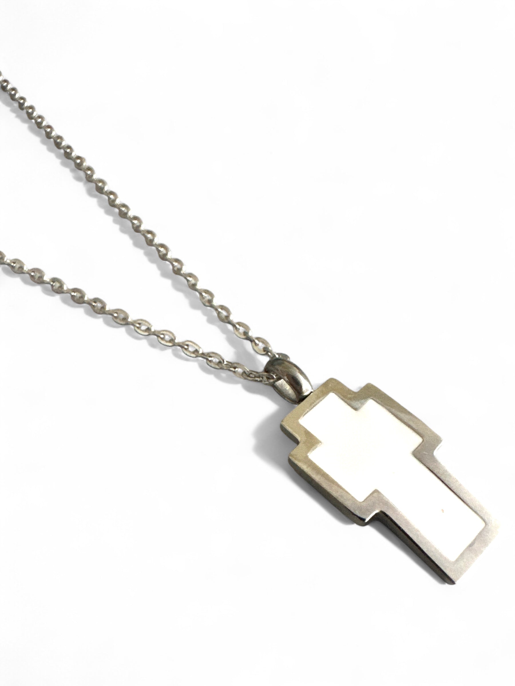 Ατσάλινα κολιέ με γεωμετρικό σταυρό σε μαύρο, λευκό και τιρκουάζ απόχρωση – So Cute by Dimi