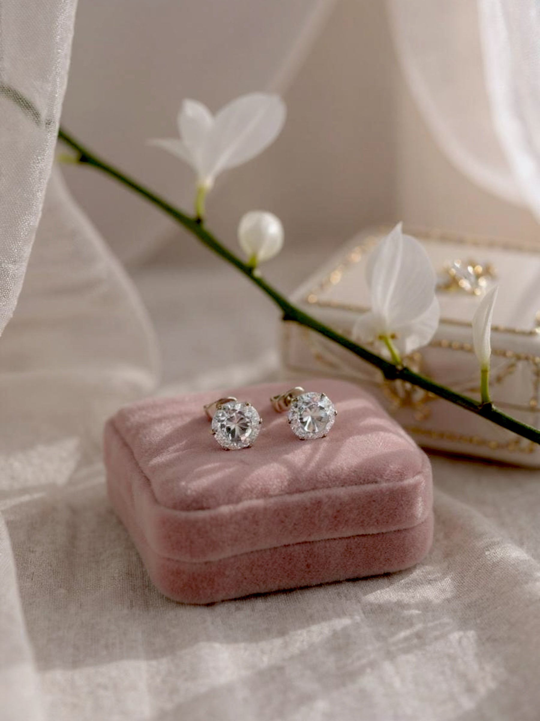 Ατσάλινα σκουλαρίκια με zircon 8mm, ιδανικά για νύφες – So Cute by Dimi