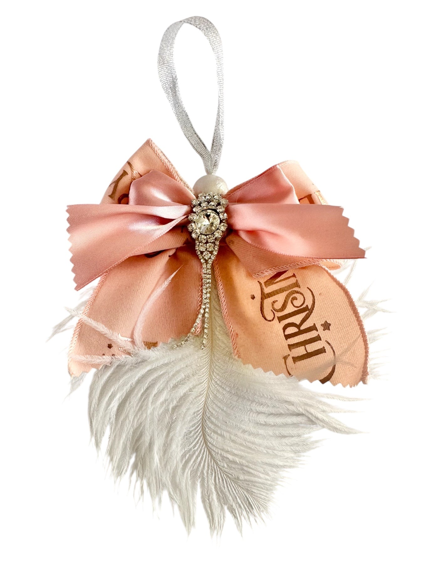 Χειροποίητο γούρι Fairytale Bow με σατέν φιόγκο, στρασένιο μοτίφ & λευκό φτερό – So Cute by Dimi