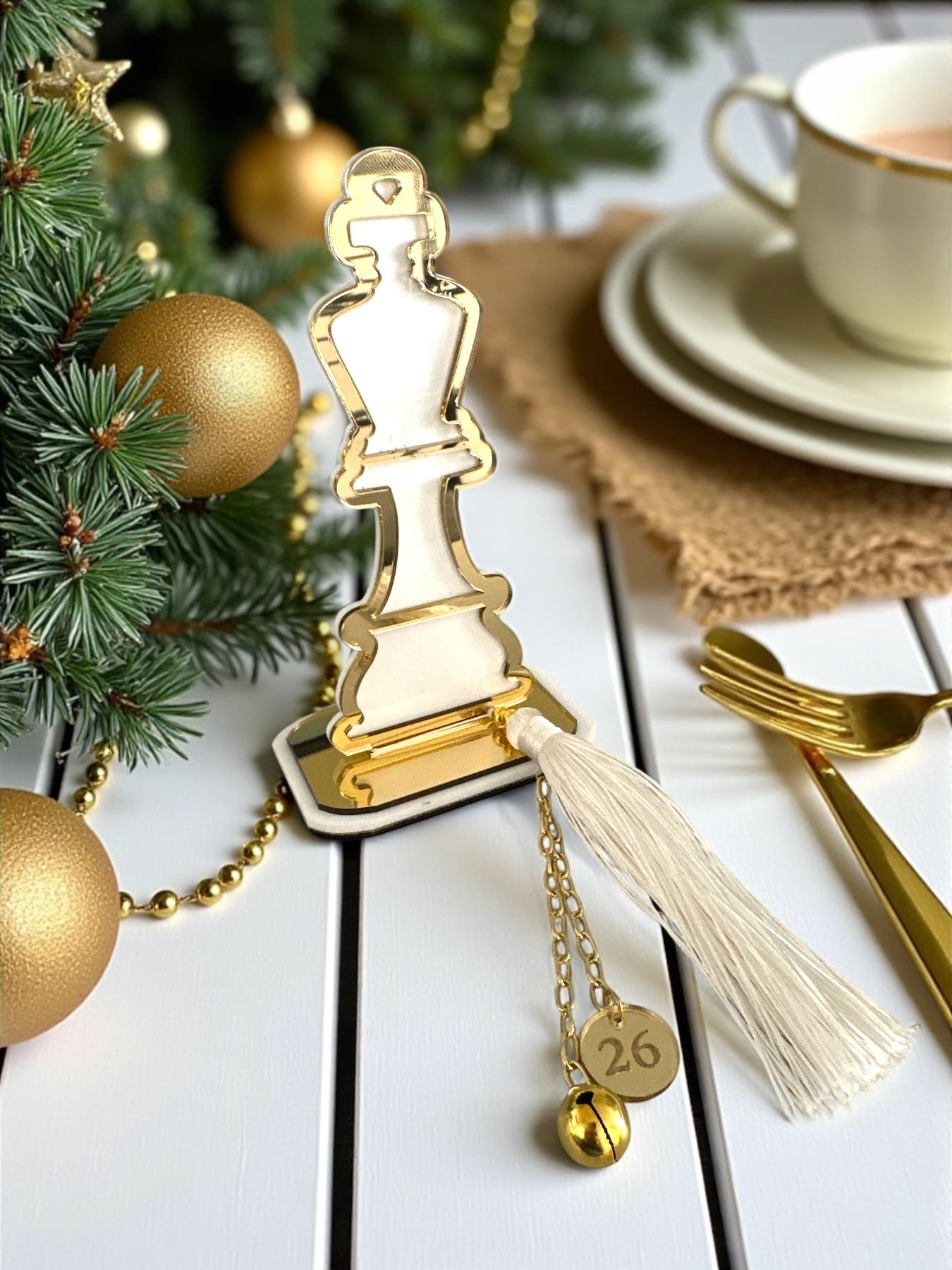 Επιτραπέζιο Γούρι Βασιλιάς Σκακιού λευκό με καθρέφτη – So Cute by Dimi