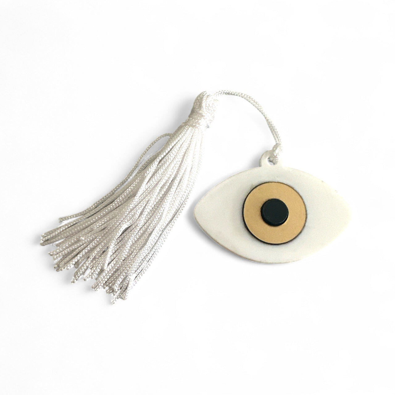 Γούρι μάτι με φούντα σε λευκό – Χειροποίητο So Cute by Dimi