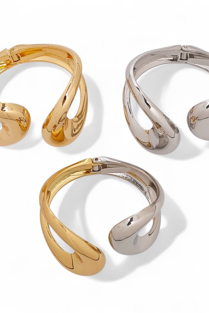 Statement sculptural cuff bracelet σε χρυσό, ασημί και δίχρωμο, So Cute by Dimi