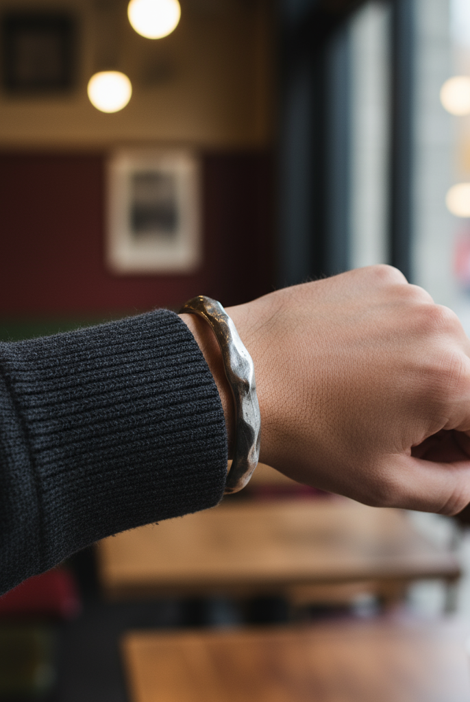 Ανδρικό βραχιόλι από κασσίτερο με σφυρήλατη υφή – So Cute by Dimi