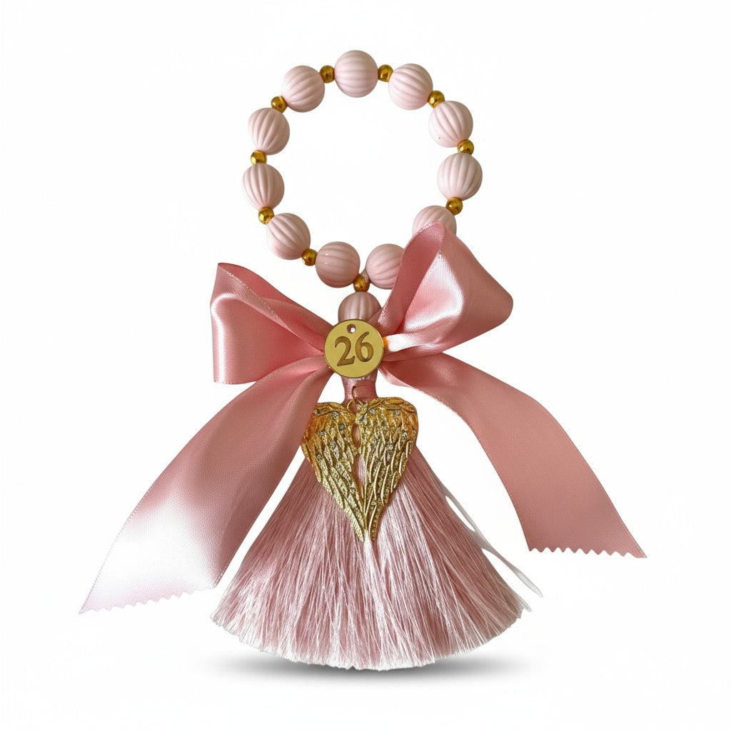 Κρεμαστό γούρι με φτερά αγγέλου, φούντα και σατέν φιόγκο – So Cute by Dimi