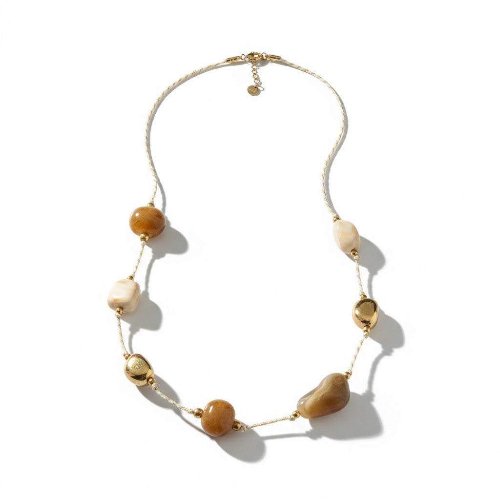 Μακρύ κολιέ με κορδόνι, χάντρες πέτρας και ατσάλινα μεταλλικά στοιχεία – So Cute by Dimi