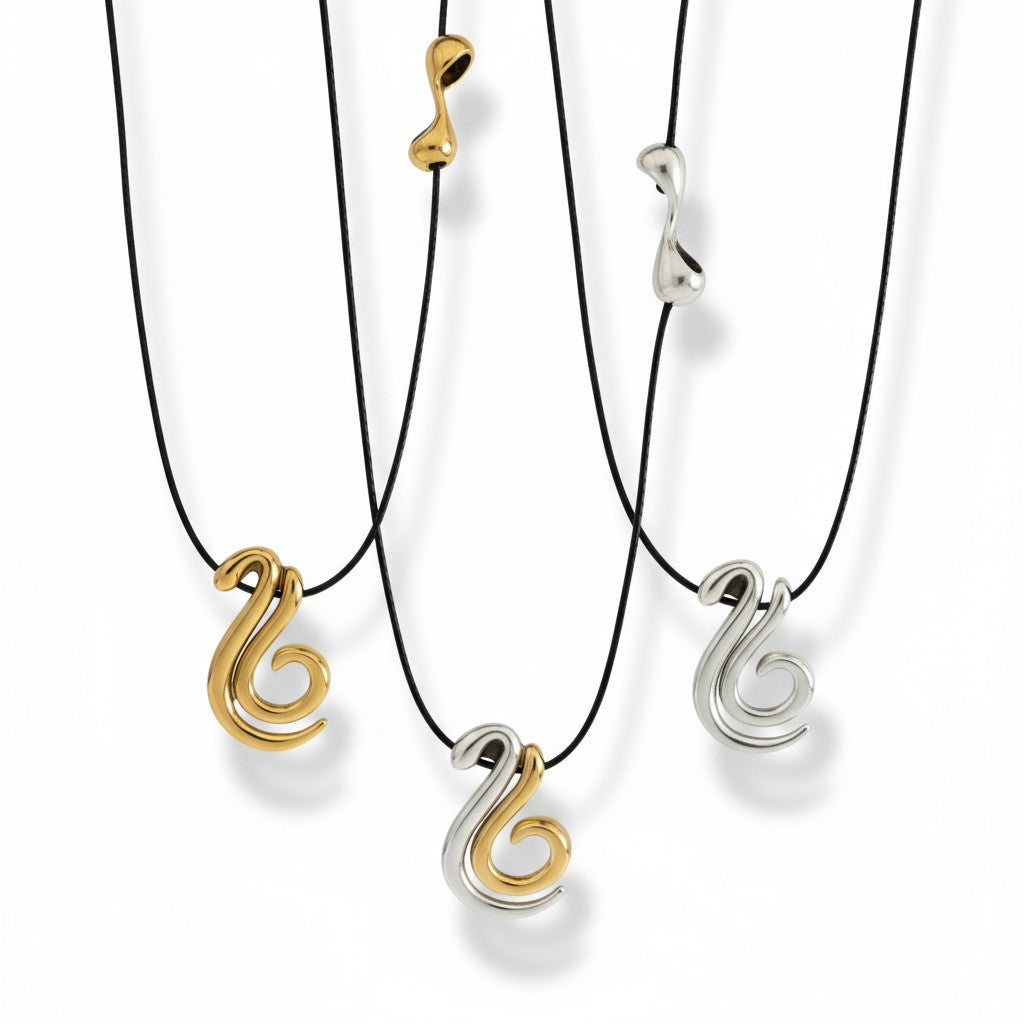 Κολιέ Γούρι 2026 με Διπλό Μοτίφ "26" | So Cute by Dimi