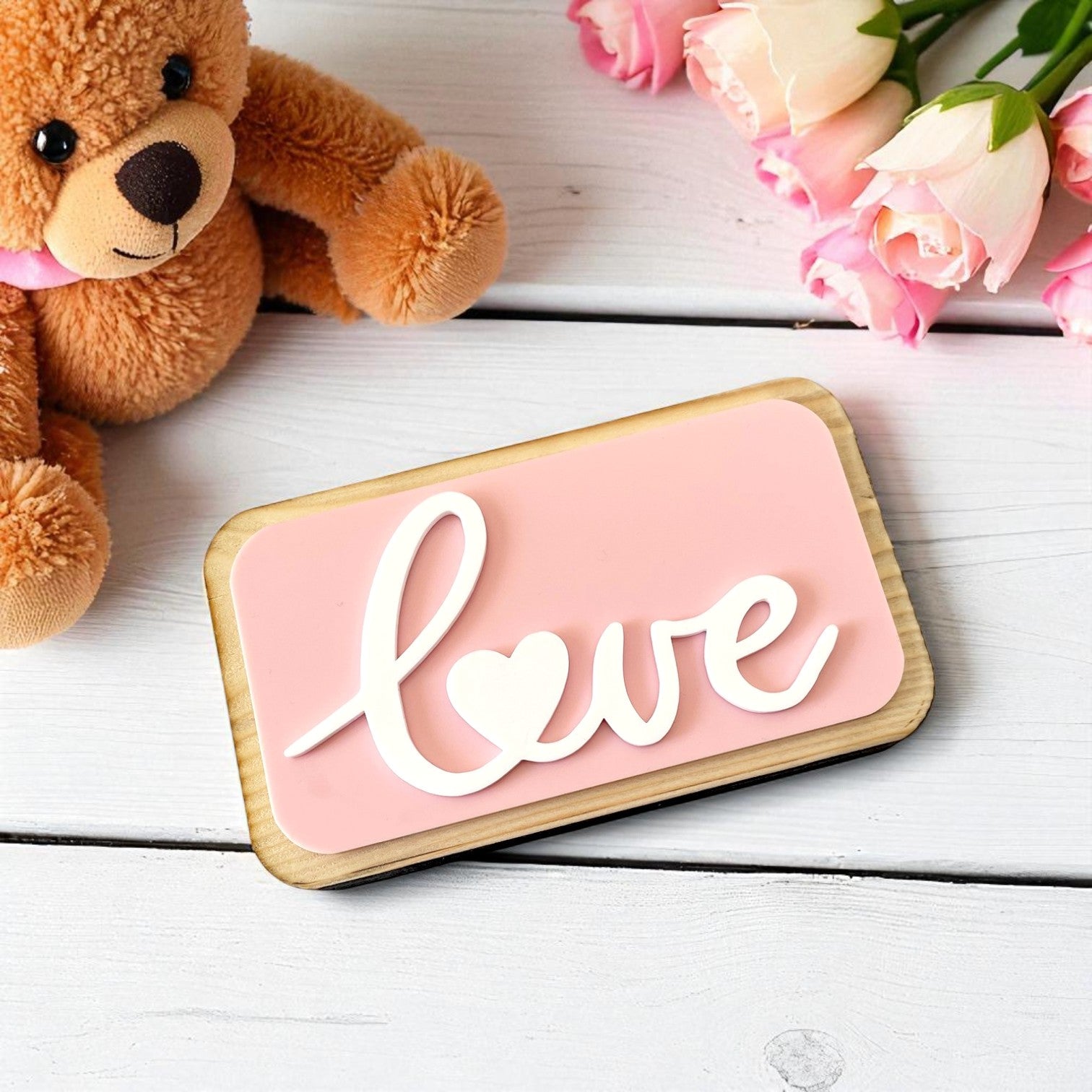 Χειροποίητο Επιτραπέζιο Γούρι "LOVE" – Baby Pink Plexiglass - So Cute by Dimi