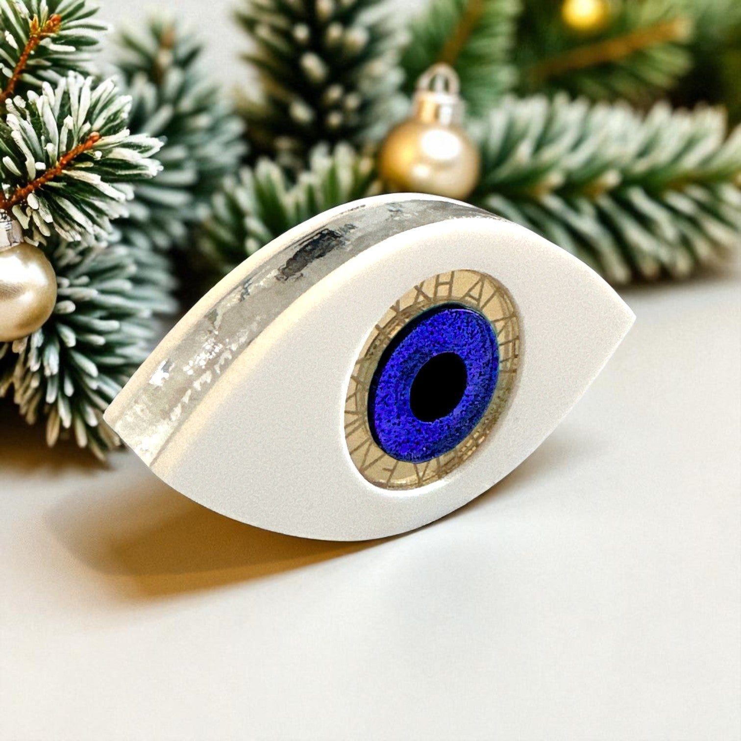 Χειροποίητο μίνι επιτραπέζιο γούρι μάτι plexiglass με χρυσή χάραξη ευχών – So Cute by Dimi