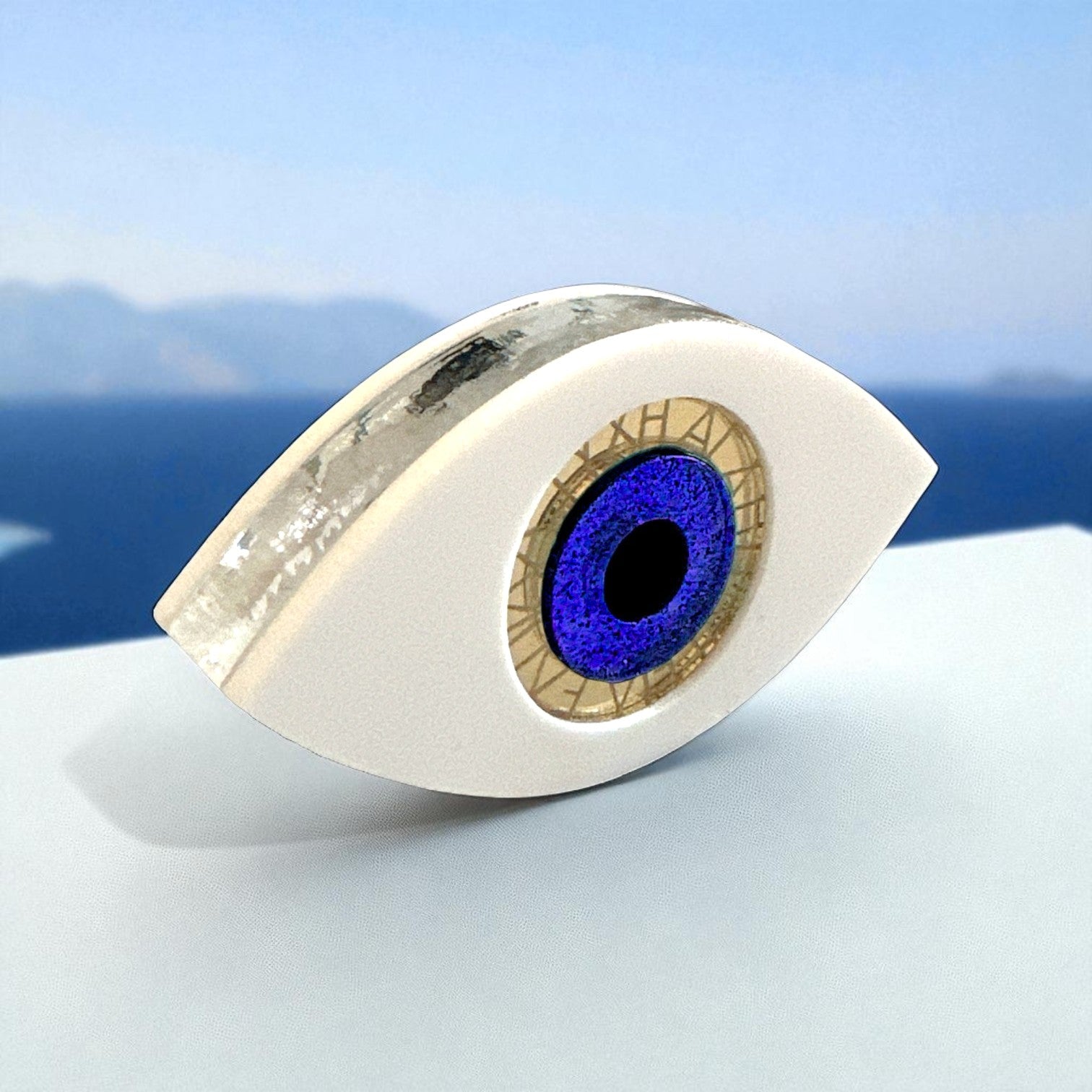 Χειροποίητο μίνι επιτραπέζιο γούρι μάτι plexiglass με χρυσή χάραξη ευχών – So Cute by Dimi