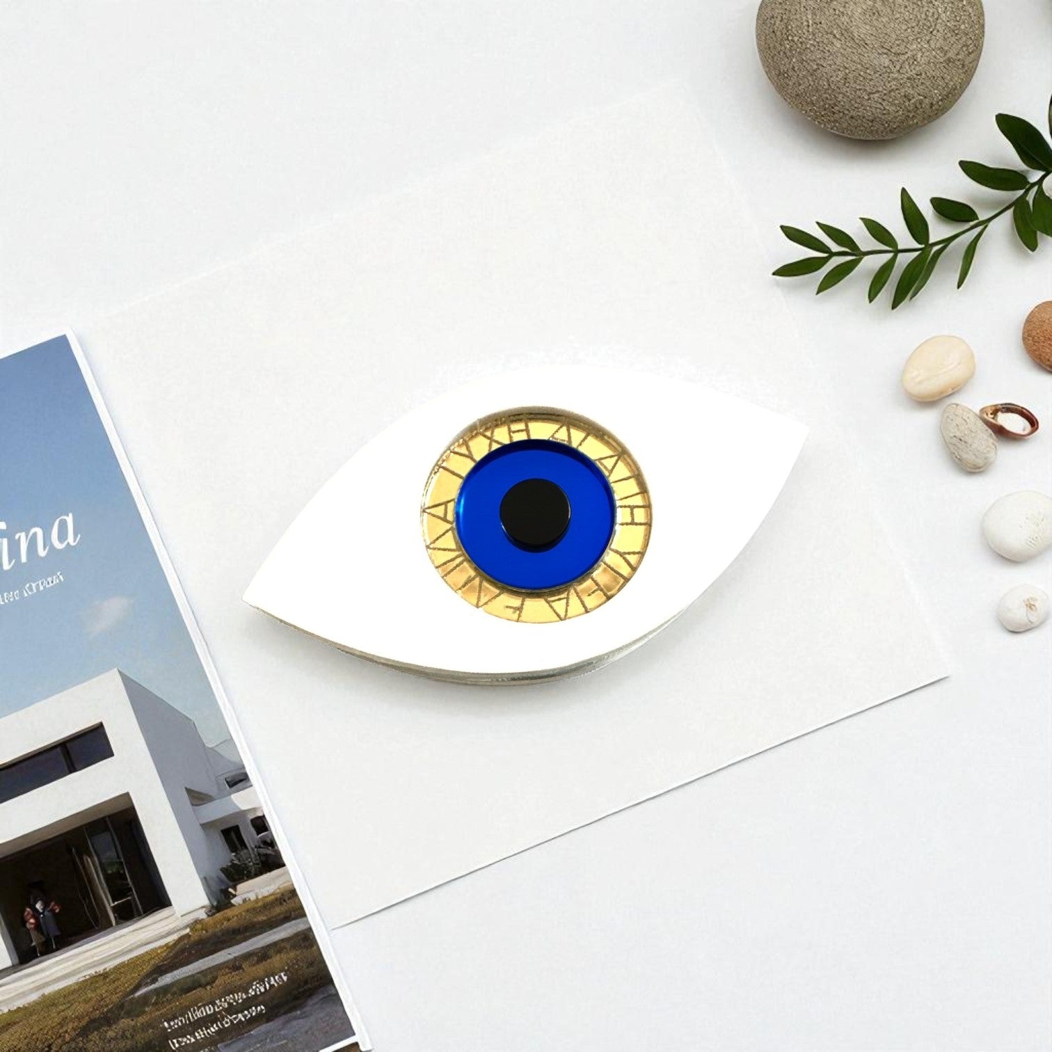 Χειροποίητο μίνι επιτραπέζιο γούρι μάτι plexiglass με χρυσή χάραξη ευχών – So Cute by Dimi