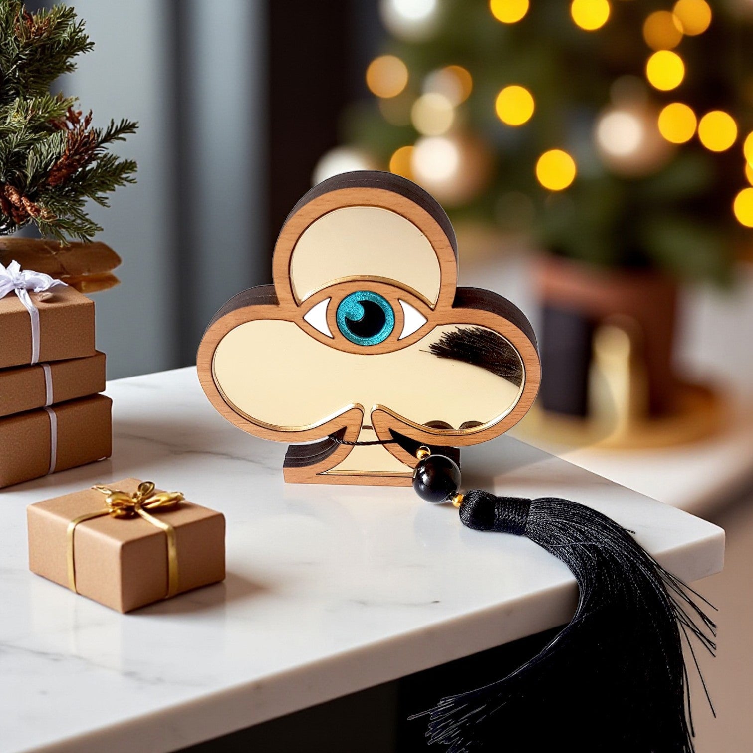 Επιτραπέζιο γούρι σπαθί τράπουλας με μάτι και μαύρη φούντα – So Cute by Dimi