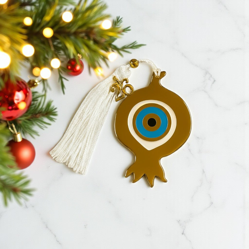 Χειροποίητο γούρι ρόδι με μάτι, φούντα και charm, So Cute by DImi