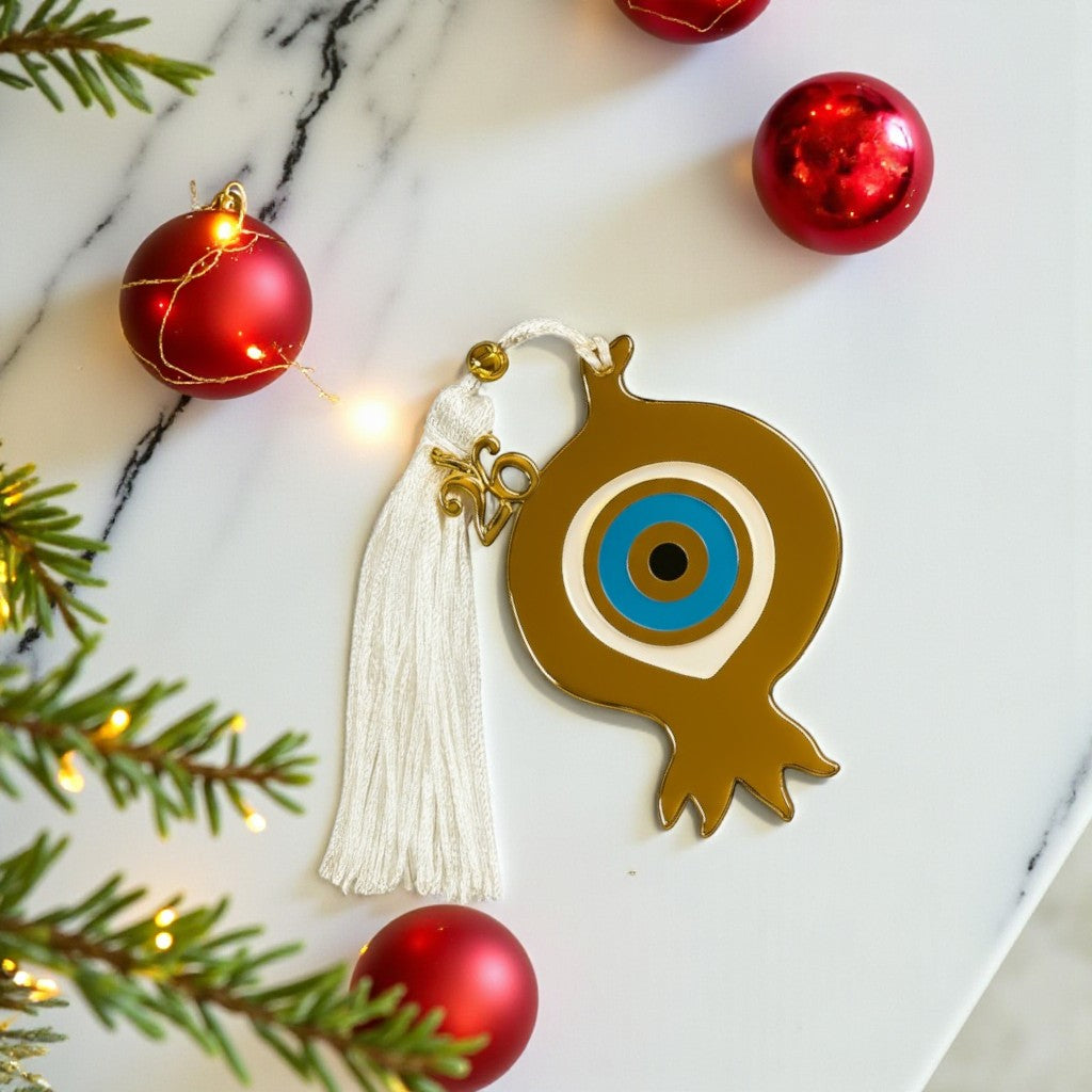 Χειροποίητο γούρι ρόδι με μάτι, φούντα και charm, So Cute by DImi