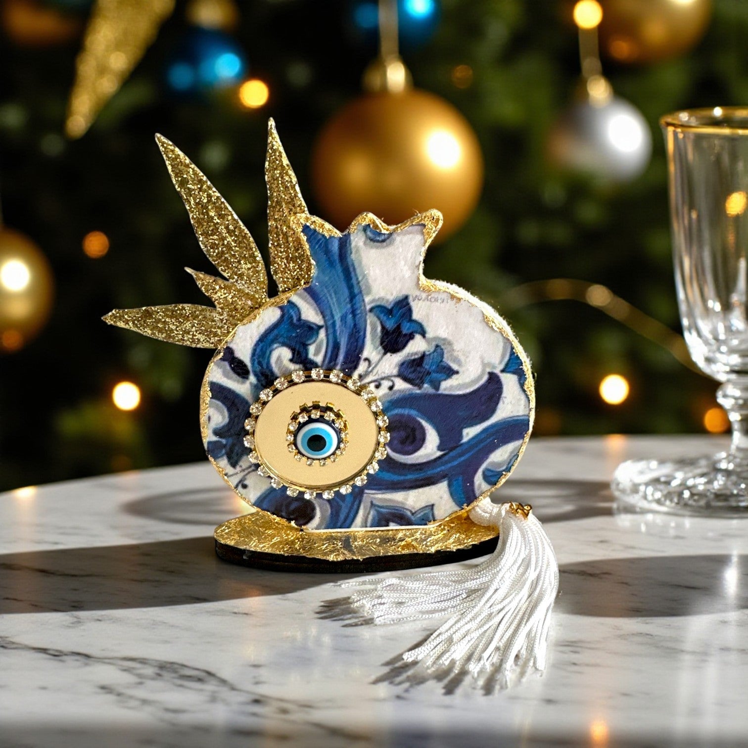 Γούρι 2026 ρόδι με χρυσά φύλλα ελιάς & μάτι – Greek Wishes Λιανική So Cute by Dimi