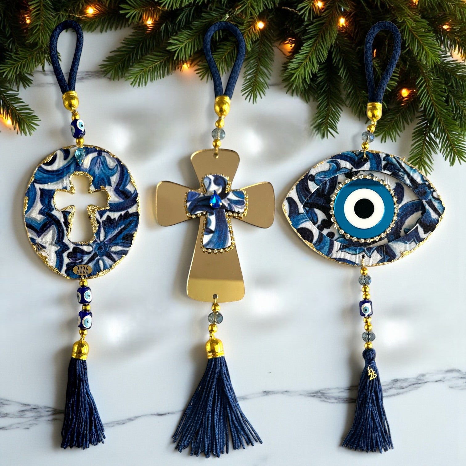 Χειροποίητα κρεμαστά γούρια 2026 premium και αυθεντικά – Greek Wishes Λιανική So Cute by Dimi