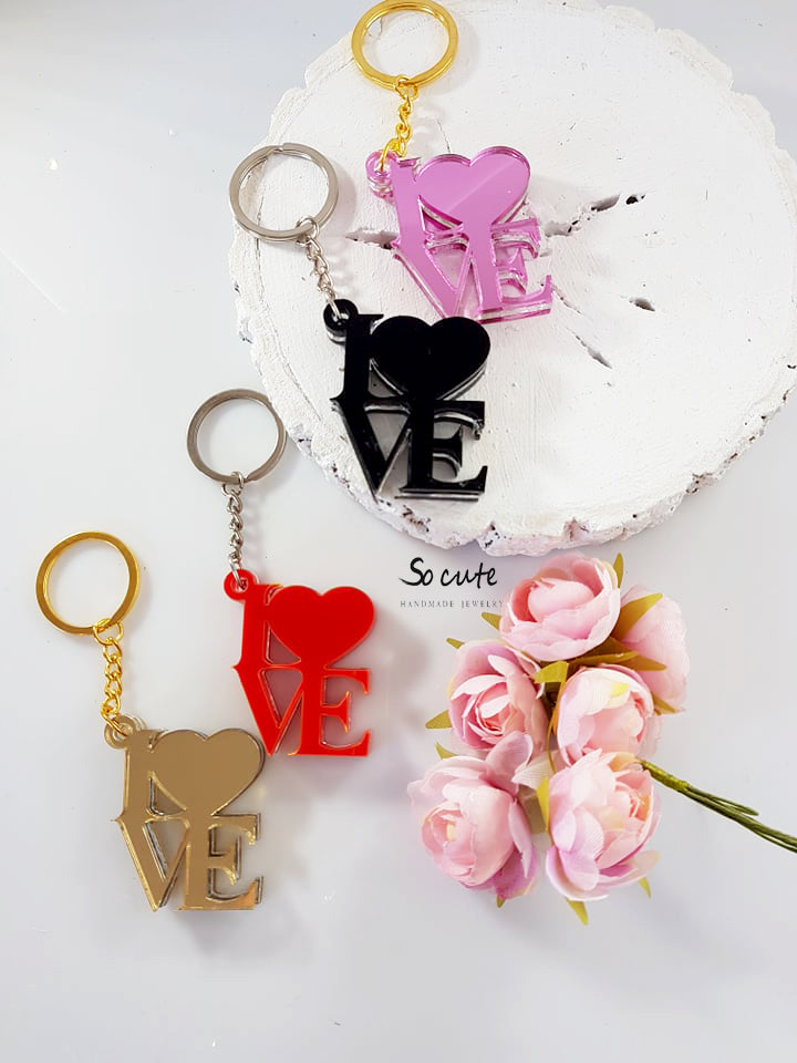 Μπρελόκ πλέξι LOVE - So Cute by Dimi